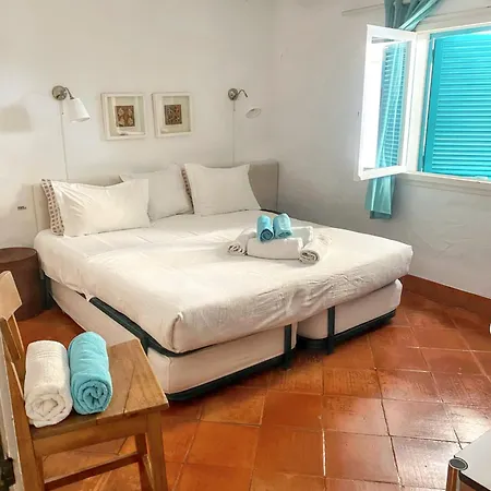 Bright Family House In With Stunning Sea View