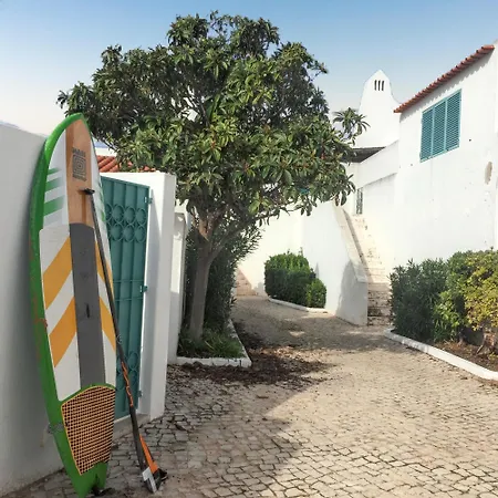 Bright Family House In With Stunning Sea View *