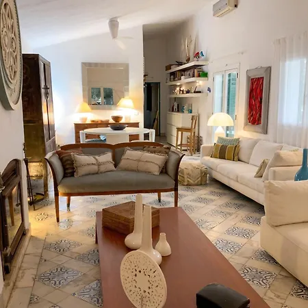 Bright Family House In With Stunning Sea View Tatil Evi