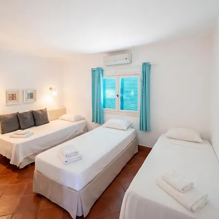 Bright Family House In With Stunning Sea View Alvor