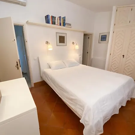 Bright Family House In With Stunning Sea View Alvor