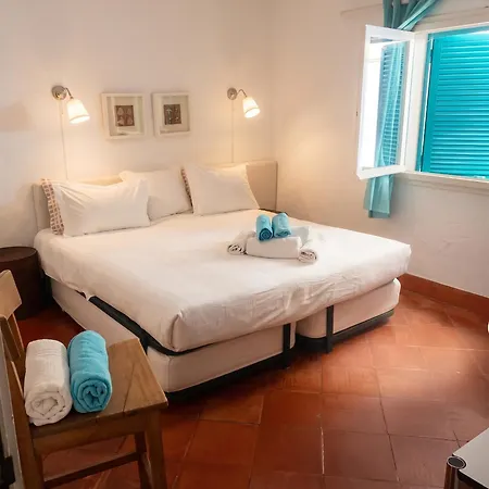 Bright Family House In With Stunning Sea View *