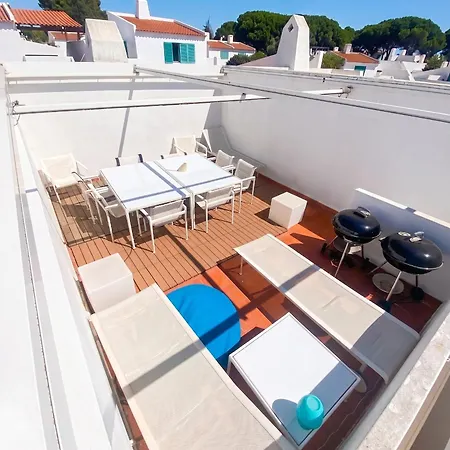 Tatil Evi Bright Family House In With Stunning Sea View Alvor