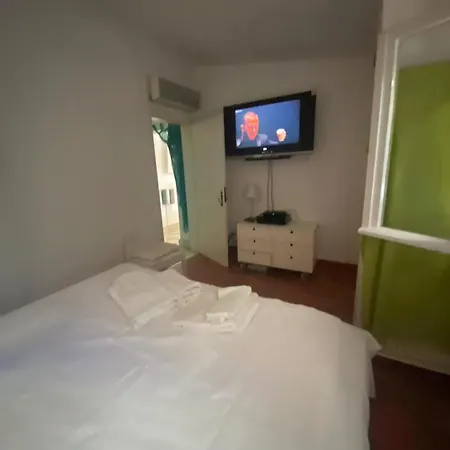 Bright Family House In With Stunning Sea View Сasa de vacaciones Alvor