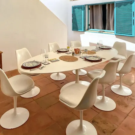Сasa de vacaciones Bright Family House In With Stunning Sea View *